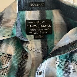 2t cody James blouse